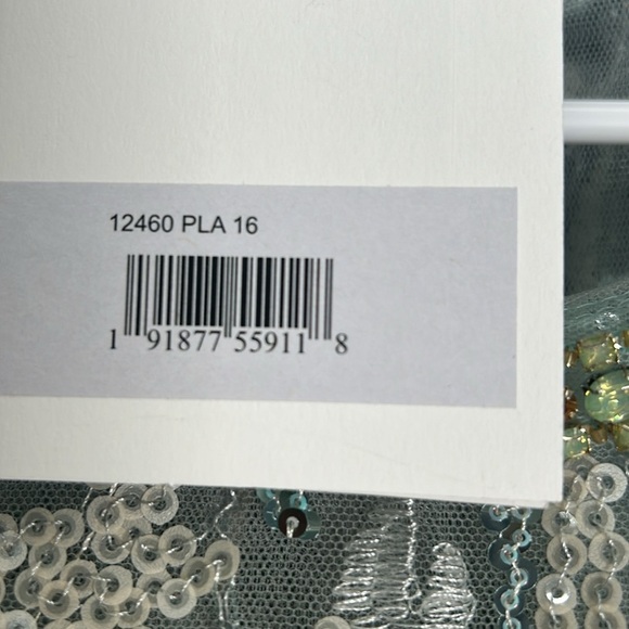 Mac Duggal 12460 NWT Sequin Embellished Jewel Neckline Lace Gown - Picture 9 of 11